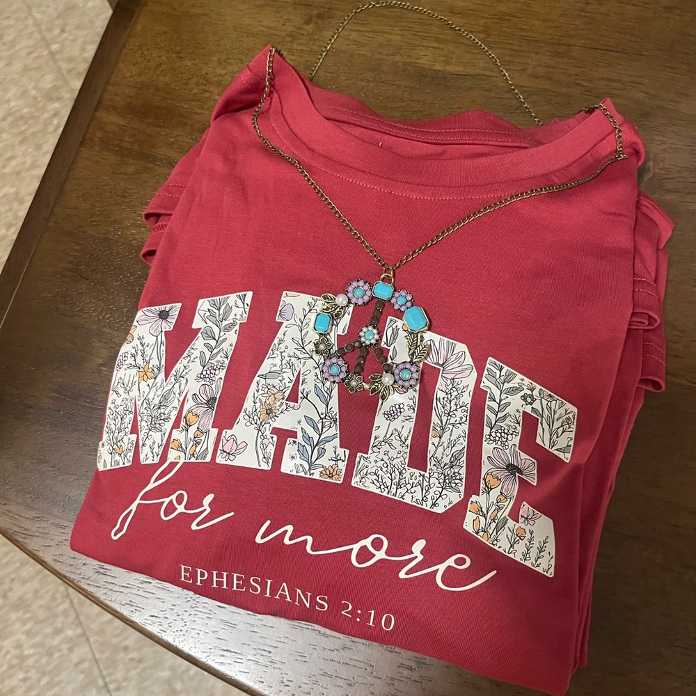 Women’s Red Graphic T-Shirt